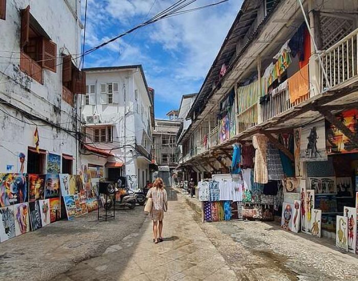 Walking tour in Stone town
